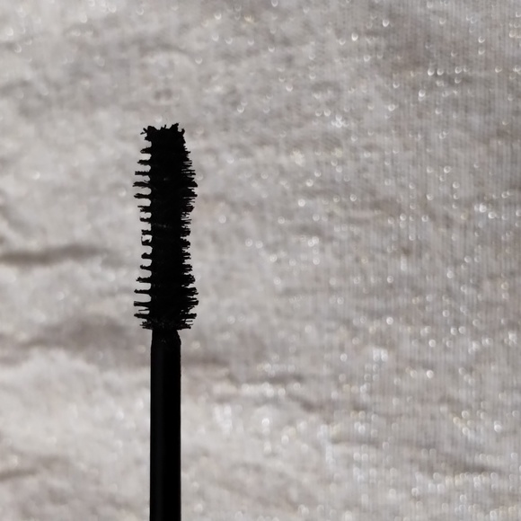 Secret of pharaoh black mascara -new - Picture 4 of 4
